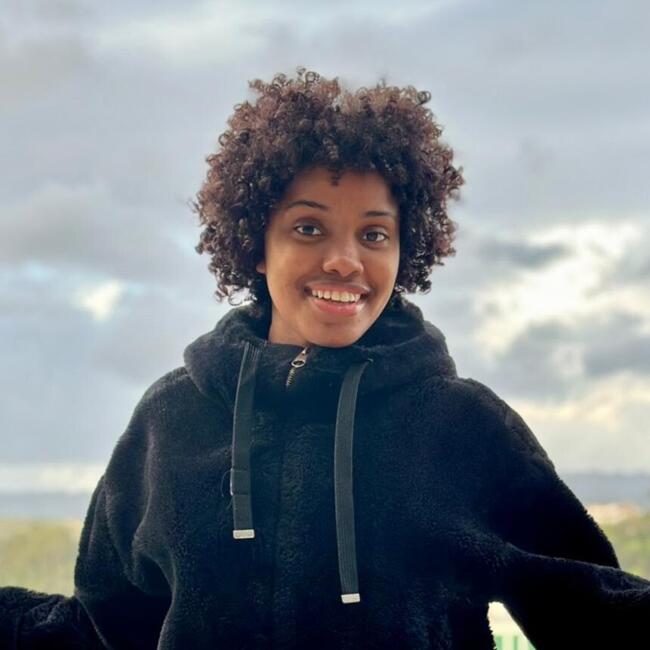 Trabalho de babysitting em Guarda: Lucilene Baptista