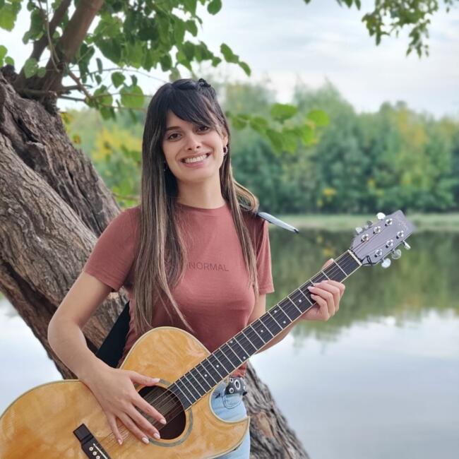 Babysitter in Vigo: Florencia