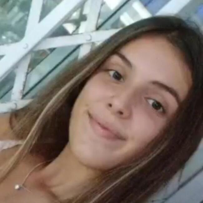 Babysitter in Sanlúcar la Mayor: Miriam