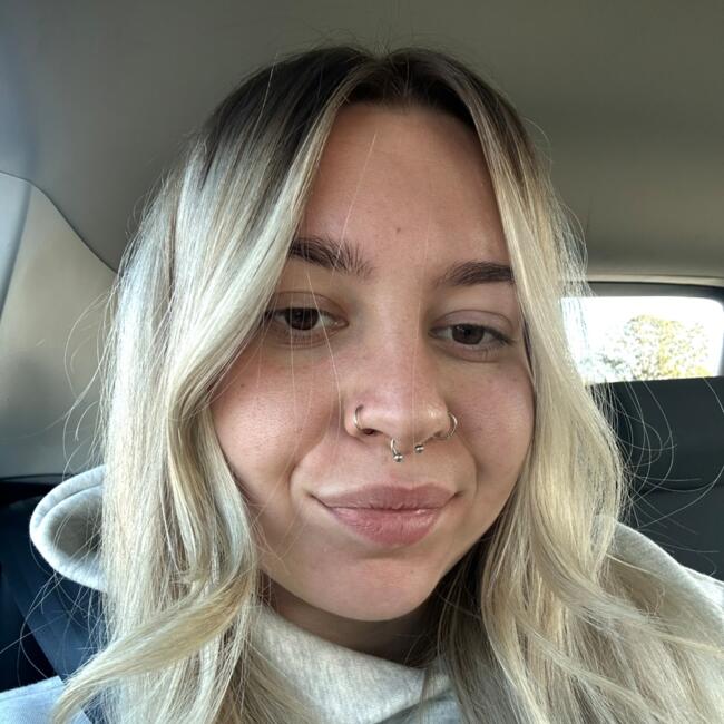 Babysitter in Camden West: Nikita