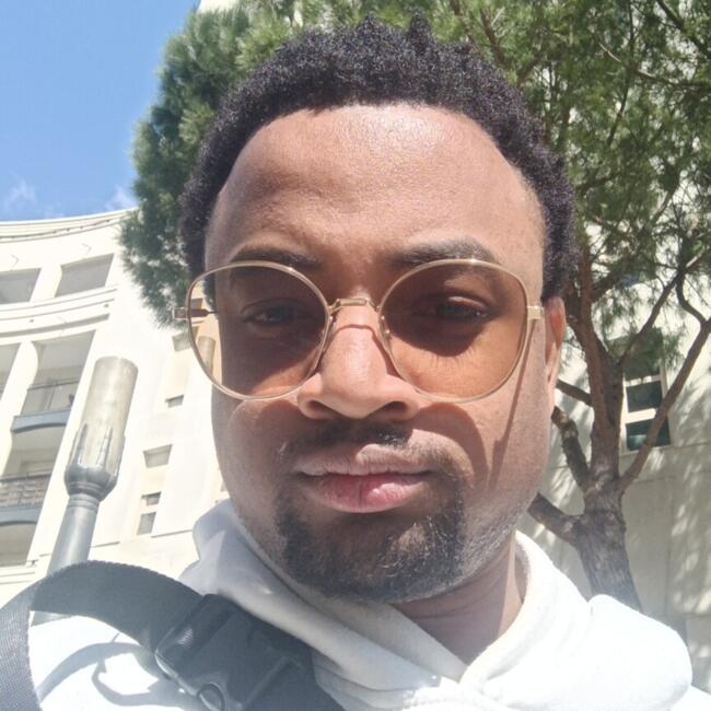 Nanny in Montpellier: Angelo
