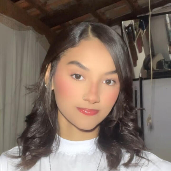 Babysitter in Três Pontas: Mel Inácio