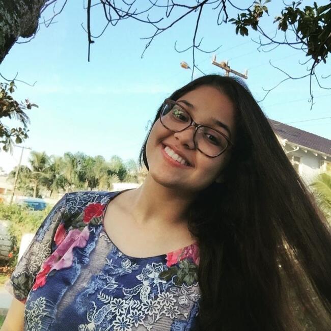 Babá em Joinville: Raiane