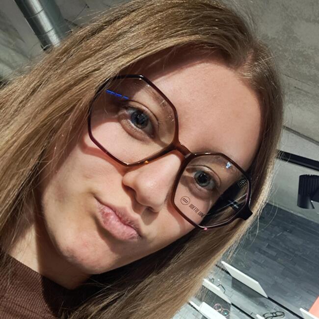 Babysitter in Lichtervelde: Sara