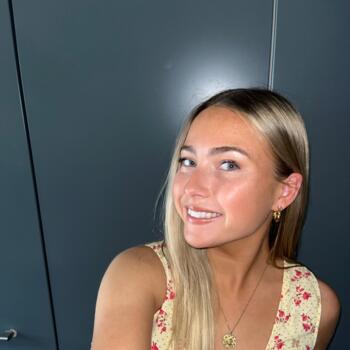 Babysitter London: Sophie