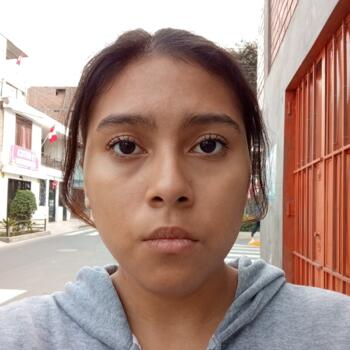 Babysitter in El Agustino: AUREA CARMEN