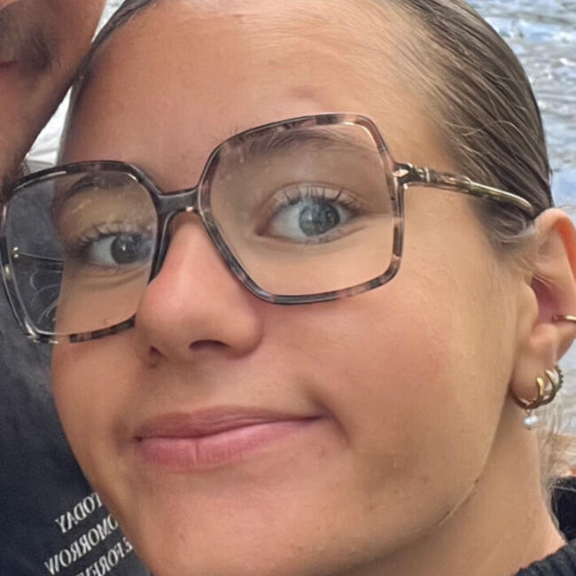 Babysitter in Nantes: Louna