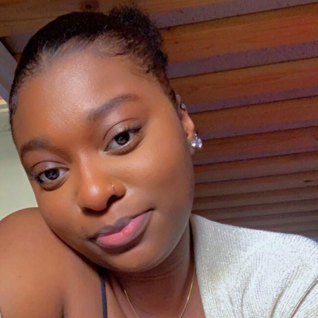 Babysitter in Villeneuve-la-Garenne: Sarah