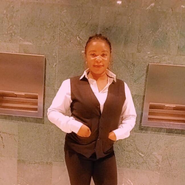 Babysitter in Doha: Yvonne