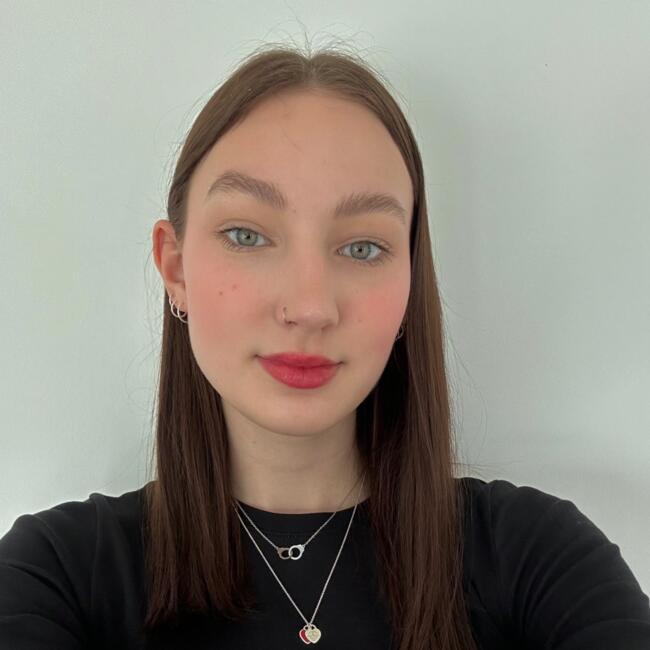 Babysitter in Etoy VD: Tessa