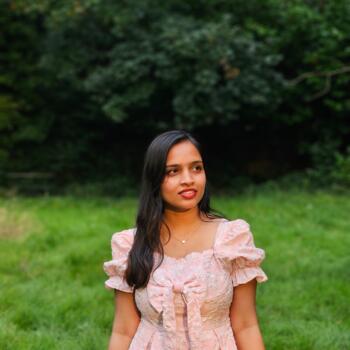 Babysitter Birmingham: Shimmy sebastian