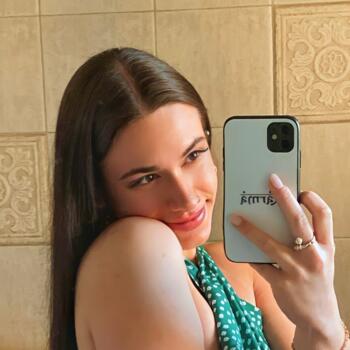 Babysitter στην περιοχή Βριλήσσια: Eleftheria
