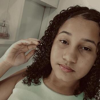 Babysitter Campo Grande: Sarah