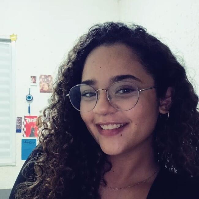 Babysitter in Uberaba: Millena