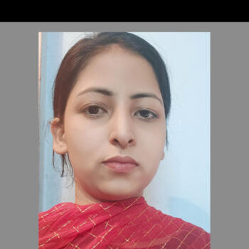 आया दिल्ली: Priya