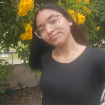 Babysitter Laredo: Sarita