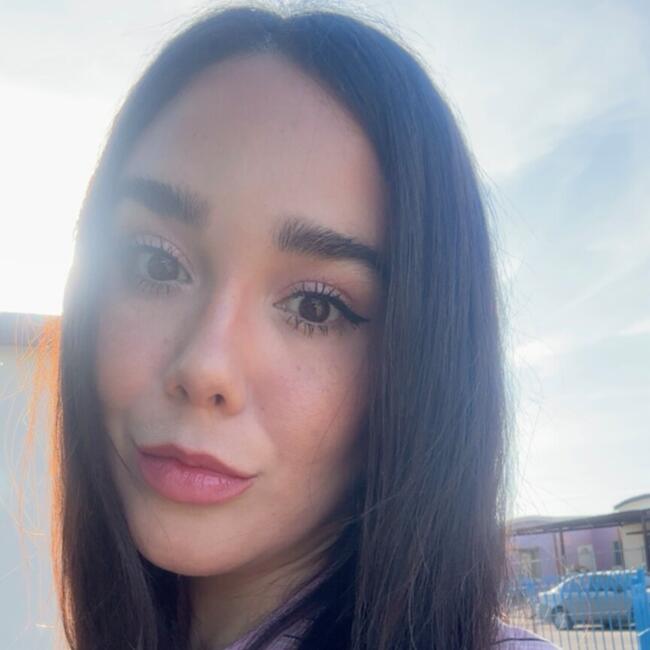 Babysitter in Mexicali: Laura