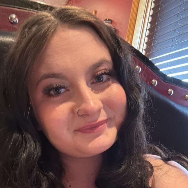 Babysitter in Evansville: Day'narion