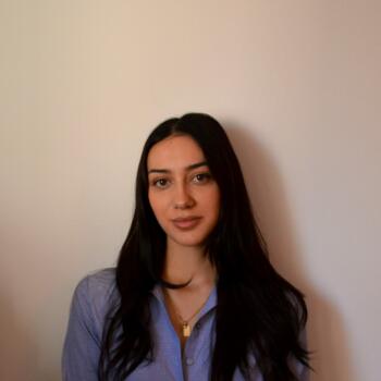 Bebisiterka u Beograd: Julija