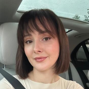 Antalya bölgesinde bebek bakıcılığı işi: Bebek bakıcısı iş ilanı Alexandra