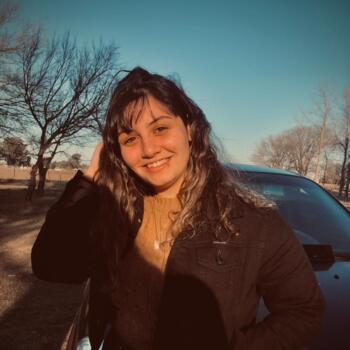 Babysitter in La Plata: Valentina