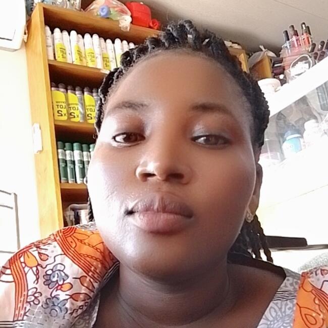 Babysitter in Abidjan: Douin debora