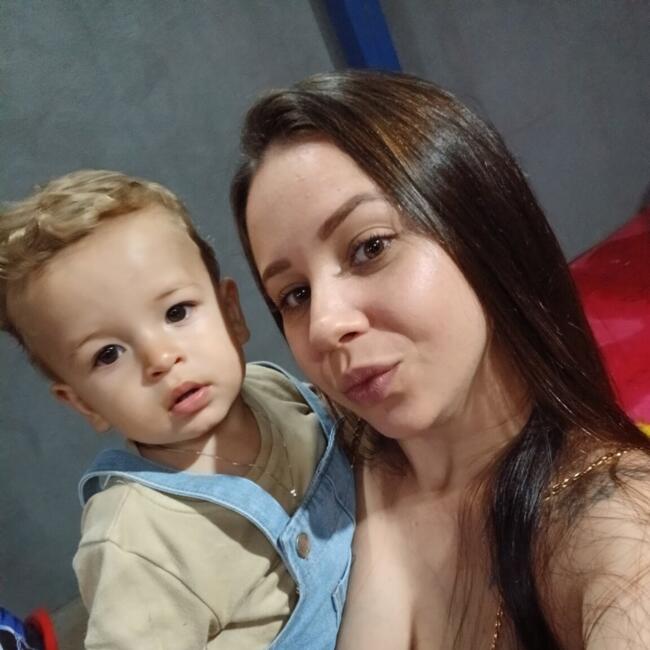 Babysitting job in Maringá: Andreina
