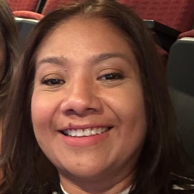 Babysitter in Chicago: Adriana