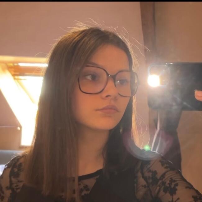 Babysitter in Le Vaubossard: Faustine