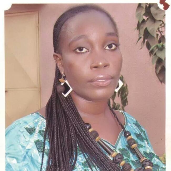 Babysitter in Gennes-sur-Seiche: Aissata