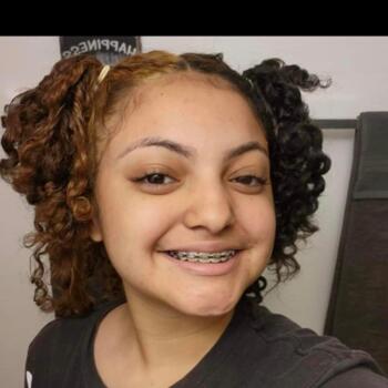 Babysitter in Alton (Illinois): Victoria