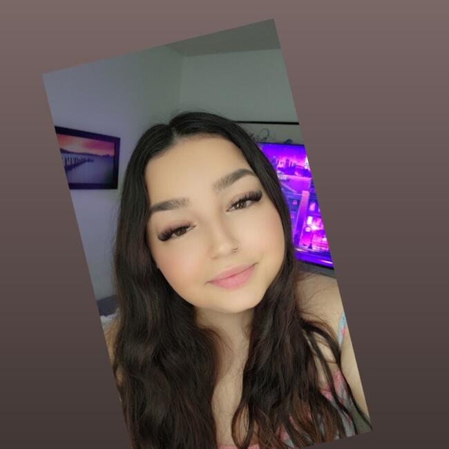 Babysitter in Laval: Luv