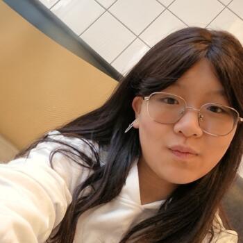 Babysitter in Kuurne: Elisa