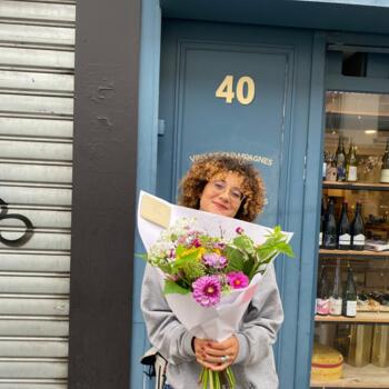 Babysitter in Paris: Nina