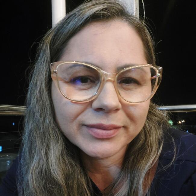 Babysitter in Goiânia: Katia Lucia