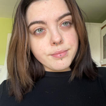 Babysitter in Navan: Leanne