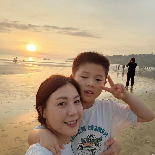 Δουλειά για babysitter στην περιοχή Singapore Island: Ahram