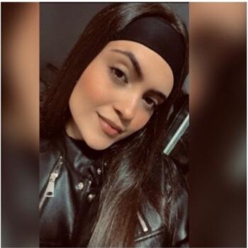 Babysitter in Porto Belo: Geovana