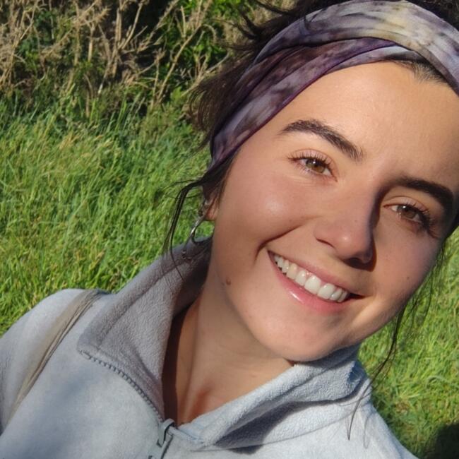 Babysitter in Roxburgh: Irene