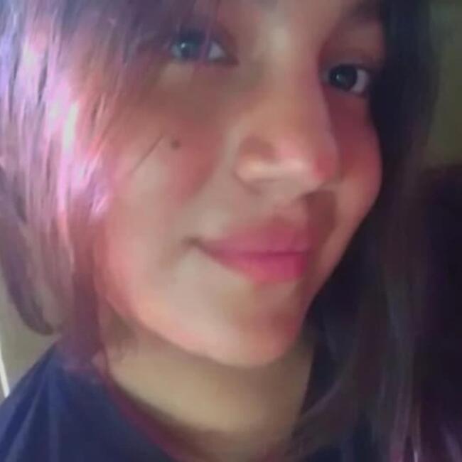 Babysitter in Machala: Corina