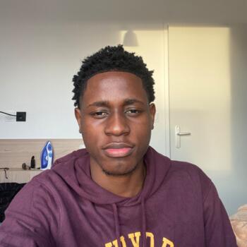 Babysitter in Toulouse: BRAD bruel