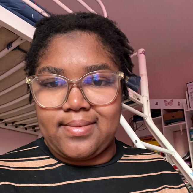 Babysitter in Saint-Jean-de-la-Ruelle: Fatoumata