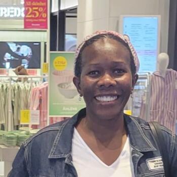 Babysitter in Västerås: Brenda