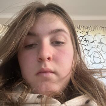 Babysitter in Cromwell: Ruby