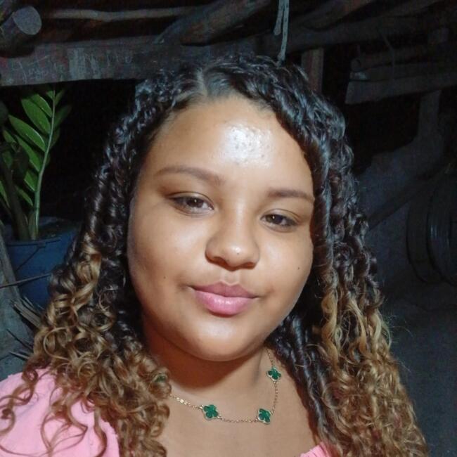 Babá em São Luís: Adryanna