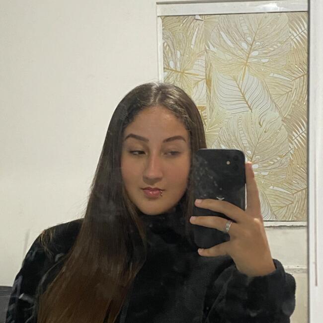 Babysitter in Belo Horizonte: Lara