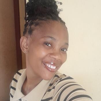 Babysitter in Benoni: Lynnete