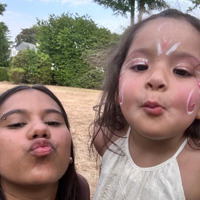 Babysitter in Brussel: Orlianys