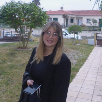 Babysitter in Marinha Grande: Erica