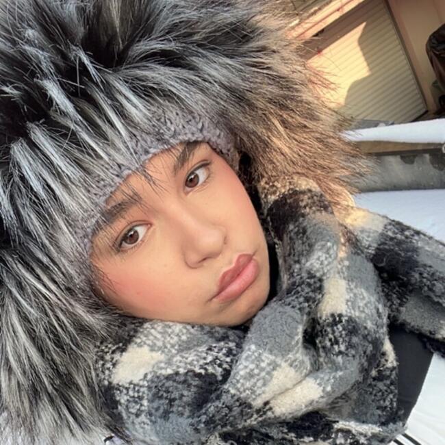 Babysitter in Coubron: Inaya